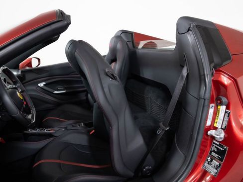 Used 2023 Ferrari F8 Spider image 45