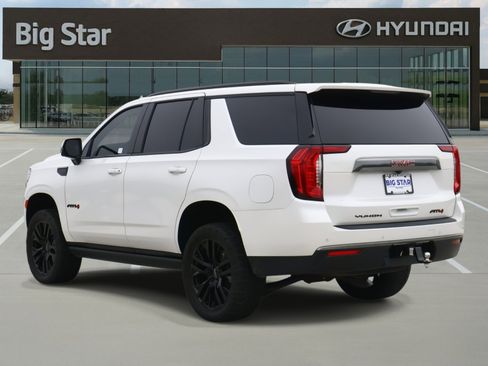 Used 2023 GMC Yukon AT4 w/ Technology Package image 3