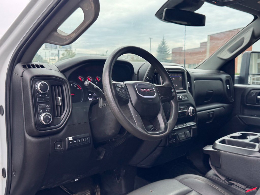 Used 2024 GMC Sierra 3500 Pro w/ Convenience Package AWD/4WD image 13