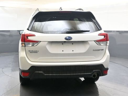 Used 2024 Subaru Forester Limited image 4