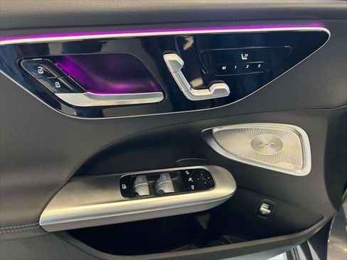 Used 2024 Mercedes-Benz C 300 4MATIC Sedan image 14