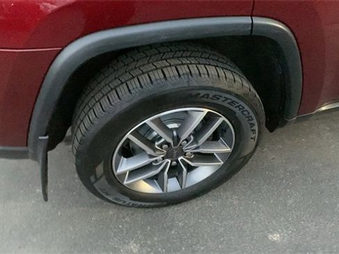 Used 2021 Jeep Grand Cherokee Limited image 27