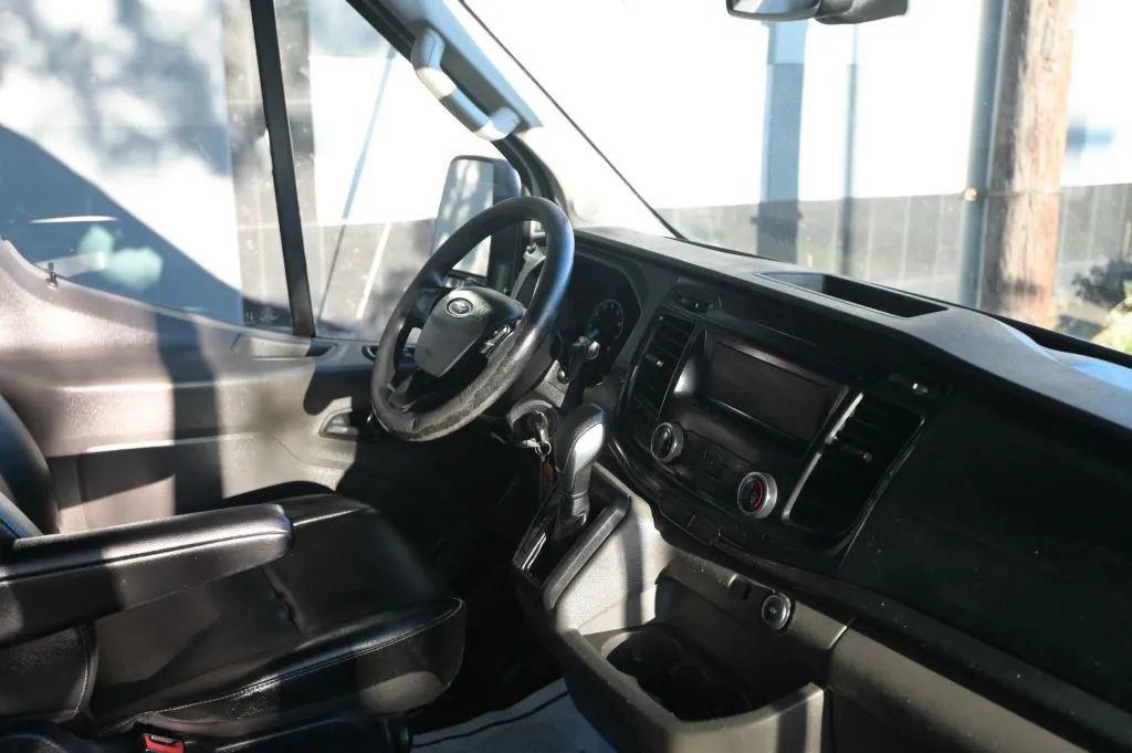 Used 2020 Ford Transit 350 Medium Roof RWD image 22
