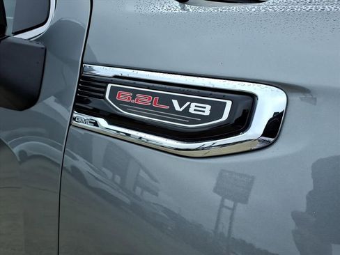 Used 2024 GMC Sierra 1500 Denali image 10