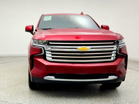 Used 2023 Chevrolet Tahoe High Country RWD image 2