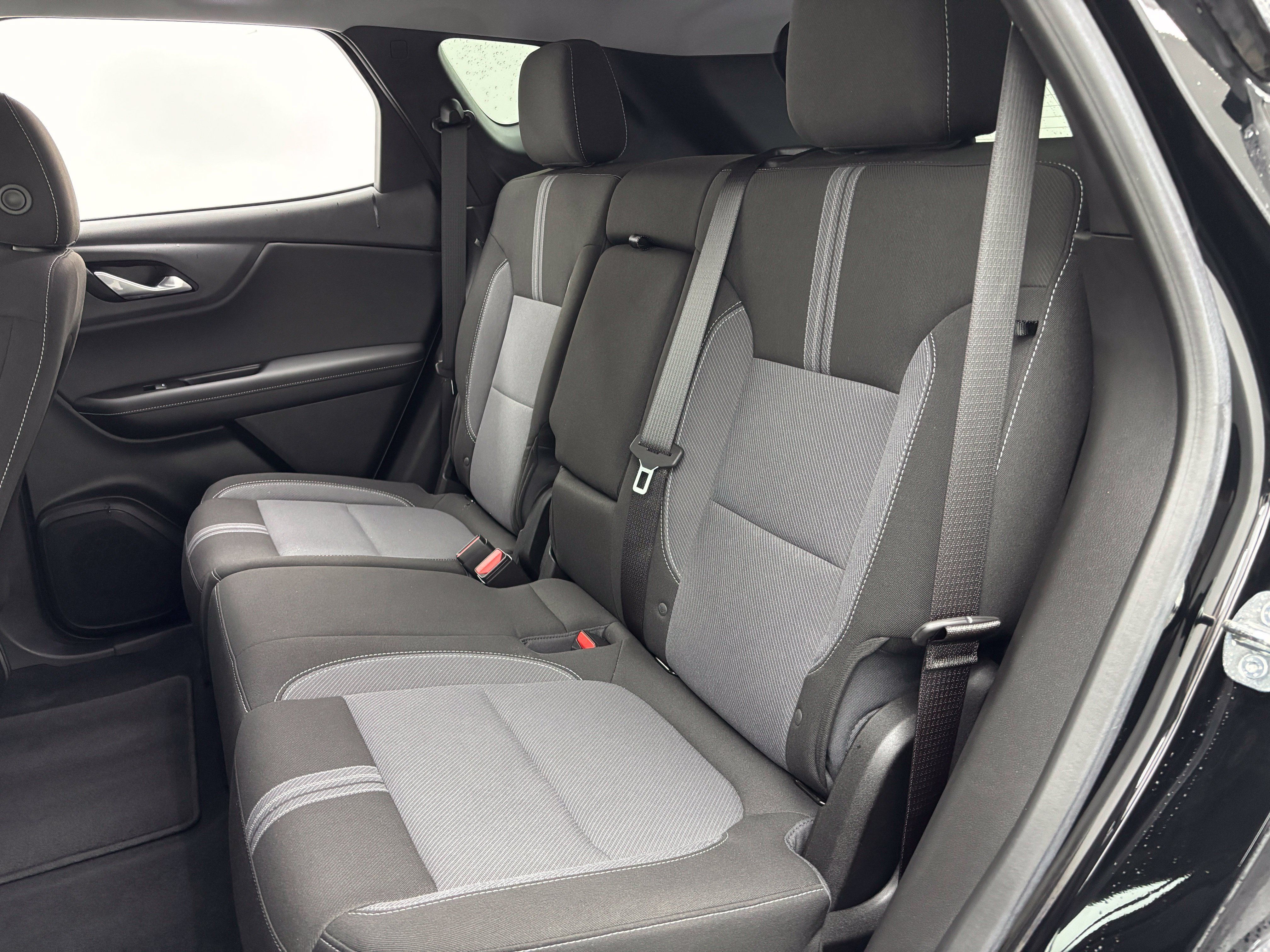 Used 2023 Chevrolet Blazer LT w/ Midnight/Sport Edition FWD image 37