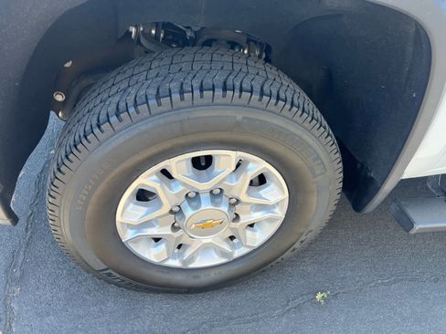 Used 2022 Chevrolet Silverado 2500 LTZ w/ LTZ Plus Package AWD/4WD image 6
