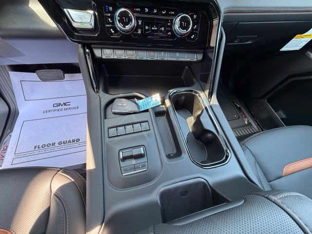 New 2026 GMC Sierra 2500 AT4 w/ AT4 Premium Plus Package AWD/4WD image 13