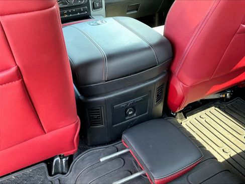 Used 2015 RAM 1500 Rebel AWD/4WD image 11
