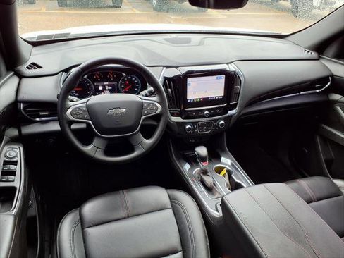 Used 2023 Chevrolet Traverse RS AWD/4WD image 15