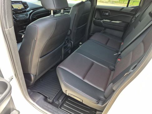 Used 2023 Honda Ridgeline Black Edition image 15