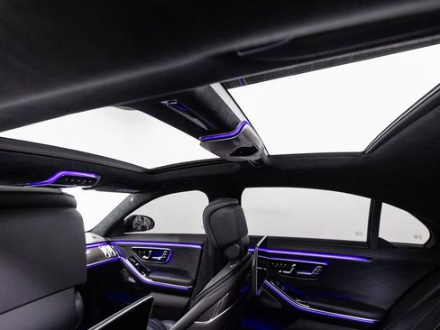 Used 2024 Mercedes-Benz S 63 AMG S image 27