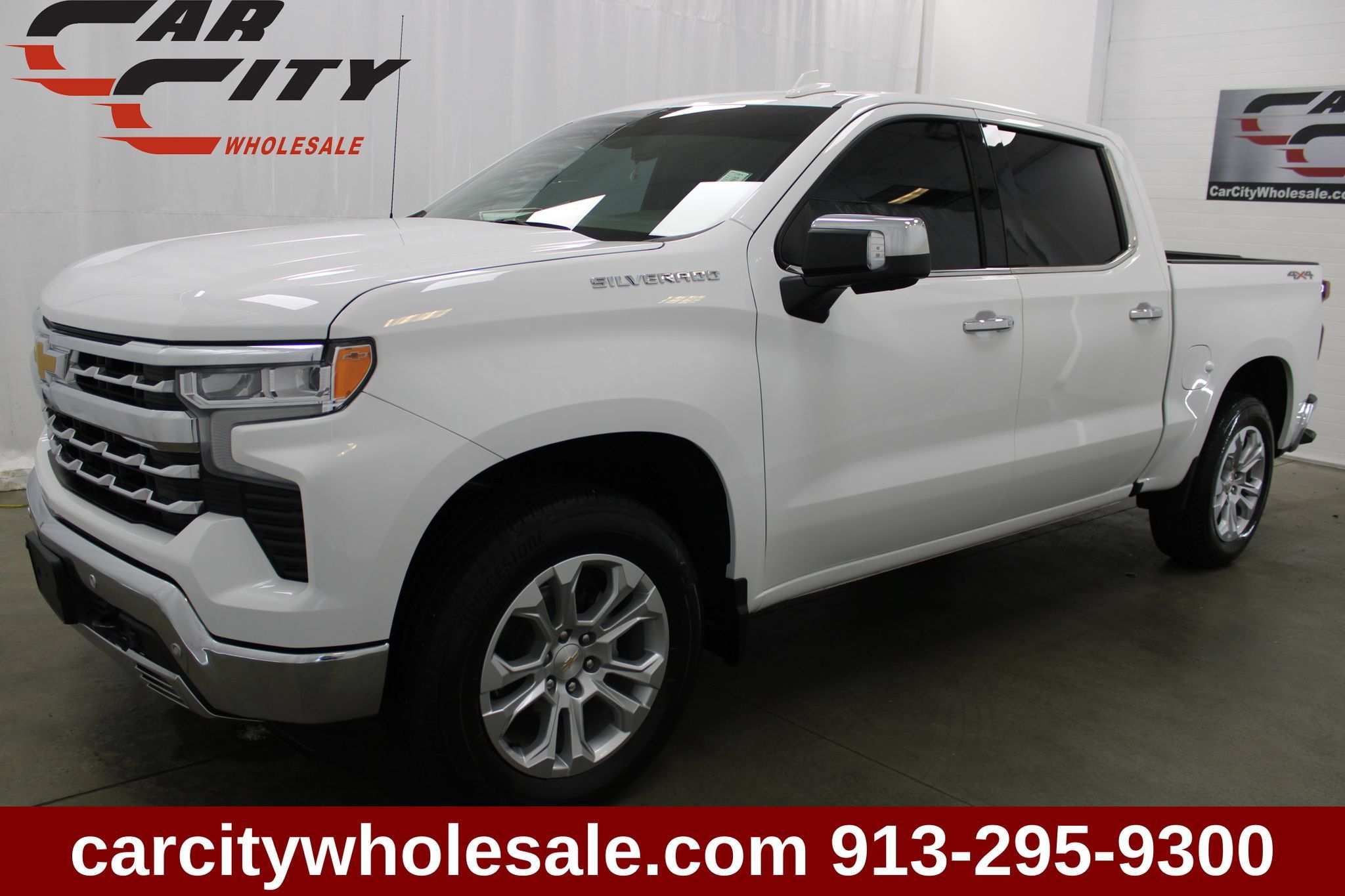 Used 2025 Chevrolet Silverado 1500 LTZ AWD/4WD image 1