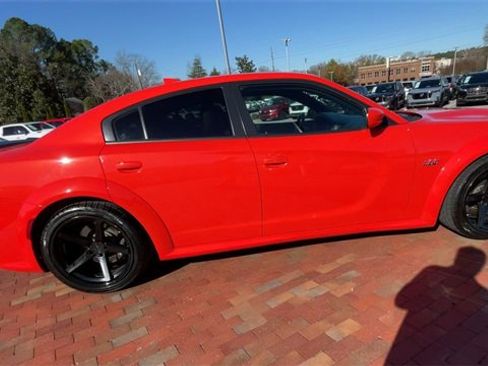 Used 2022 Dodge Charger Scat Pack image 2