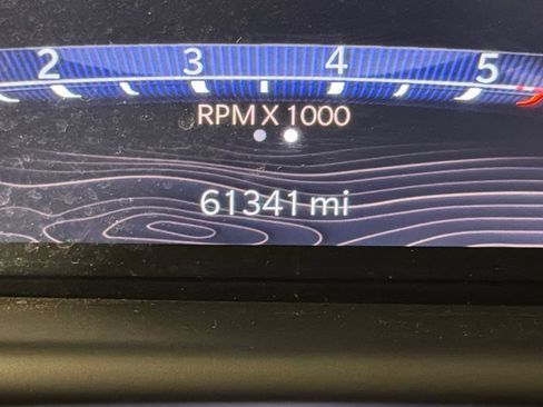 Used 2024 Jeep Wagoneer L Series II image 29