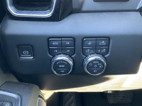 Used 2023 GMC Sierra 1500 Denali w/ Technology Package image 37