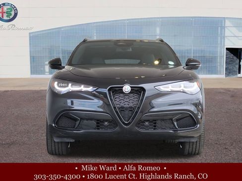 New 2025 Alfa Romeo Stelvio Sprint image 9