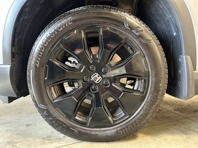 Certified 2026 Honda Pilot Black Edition image 11