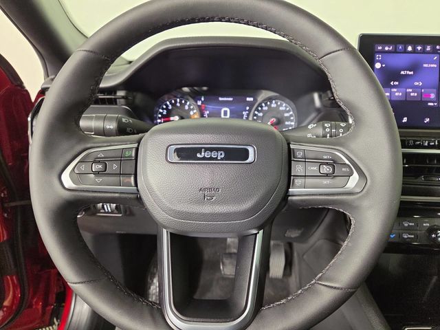Used 2026 Jeep Compass Limited AWD/4WD image 21