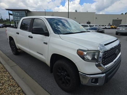 Used 2021 Toyota Tundra SR5 w/ SR5 Upgrade Package AWD/4WD image 1
