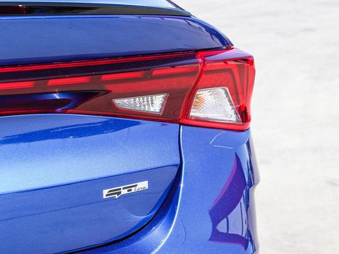 Used 2023 Kia K5 GT-Line w/ GT-Line Premium Package FWD image 9