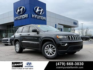 Used 2022 Jeep Grand Cherokee Laredo E w/ Security & Convenience Group video 1