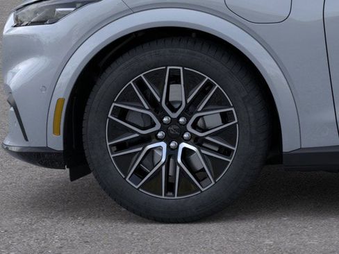 New 2025 Ford Mustang Mach-E Premium image 19