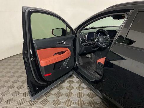 Used 2025 Kia Sportage SX AWD/4WD image 22