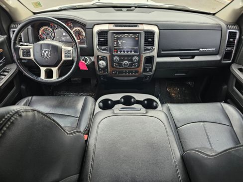 Used 2018 RAM 1500 Laramie AWD/4WD image 14