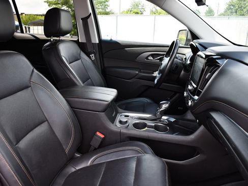 Used 2021 Chevrolet Traverse Premier w/ LPO, Floor Liner Package AWD/4WD image 35