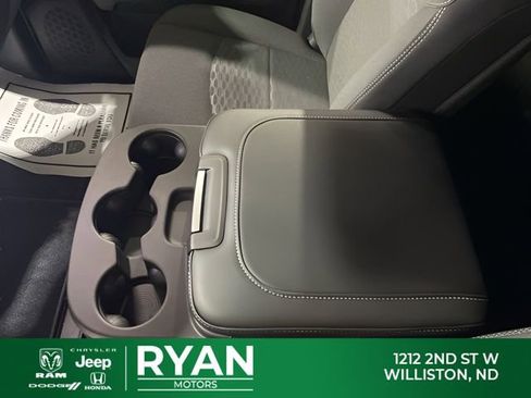 New 2026 RAM 2500 Tradesman AWD/4WD image 30