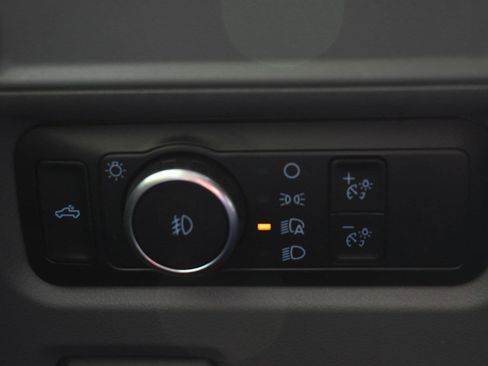 Used 2023 Ford F150 XLT w/ XTR Package image 17