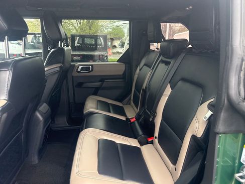 Used 2024 Ford Bronco Wildtrak AWD/4WD image 16