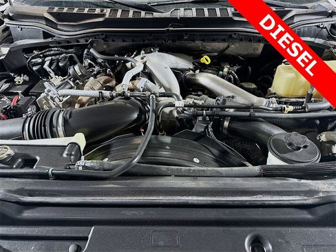 Used 2022 Ford F250 XL w/ Power Equipment Group image 28