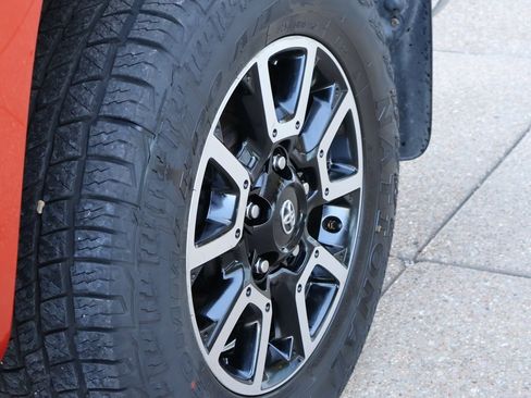 Used 2016 Toyota Tundra SR5 image 39