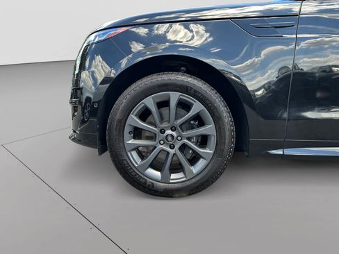 Used 2024 Land Rover Range Rover Sport Dynamic SE AWD/4WD image 19
