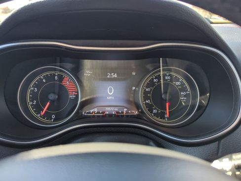 Used 2019 Jeep Cherokee Trailhawk image 22