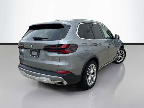 Used 2024 BMW X5 xDrive40i w/ Premium Package AWD/4WD image 3