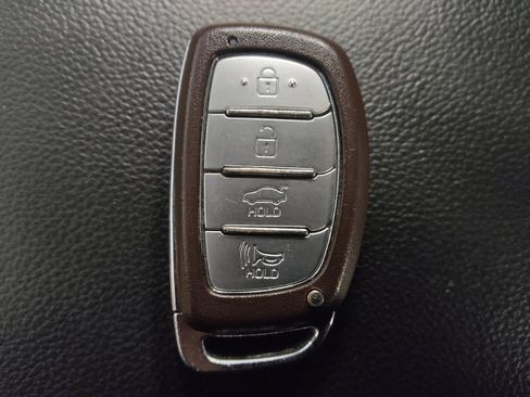 Used 2019 Hyundai Elantra Sport w/ Premium Package 03 image 32