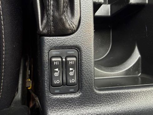 Used 2016 Subaru Crosstrek 2.0i Premium image 9