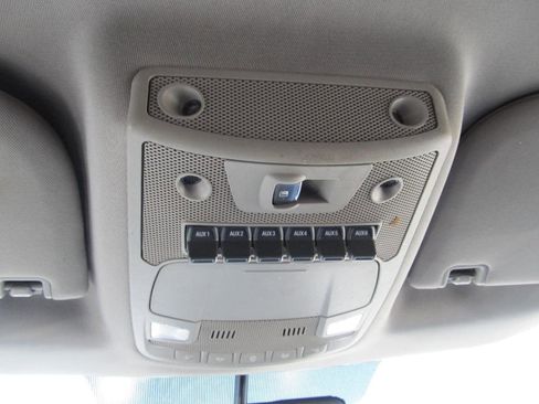 Used 2017 Ford F350 Lariat w/ Chrome Package image 73