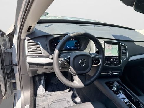 Certified 2024 Volvo XC90 B5 Core w/ Protection Package Premier AWD/4WD image 14