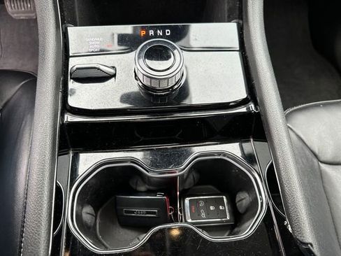 Used 2023 Jeep Grand Cherokee L Limited image 37