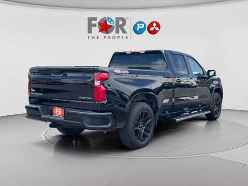 Used 2023 Chevrolet Silverado 1500 Custom AWD/4WD image 5