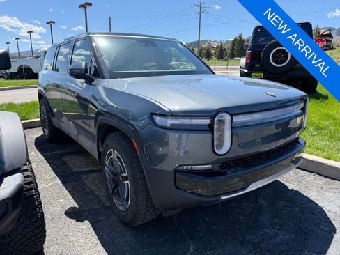 Used 2026 Rivian R1S Adventure AWD/4WD image 3