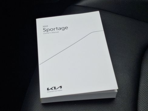 Used 2023 Kia Sportage EX image 26