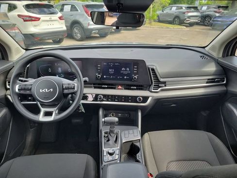 Used 2024 Kia Sportage LX FWD image 24