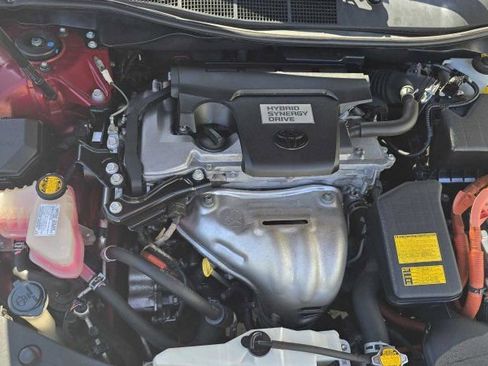 Used 2015 Toyota Camry SE w/ Moonroof Package image 36