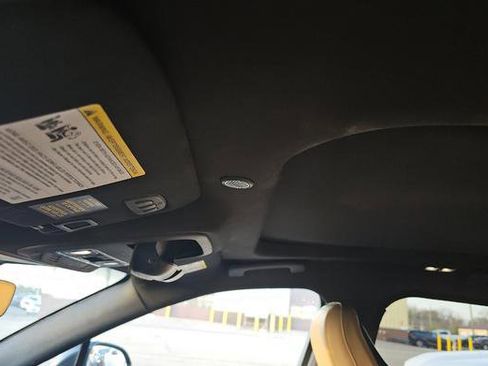 Used 2022 Lincoln Corsair Reserve w/ Equipment Group 201A image 8