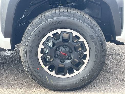 New 2026 Toyota Tacoma TRD Off-Road image 10